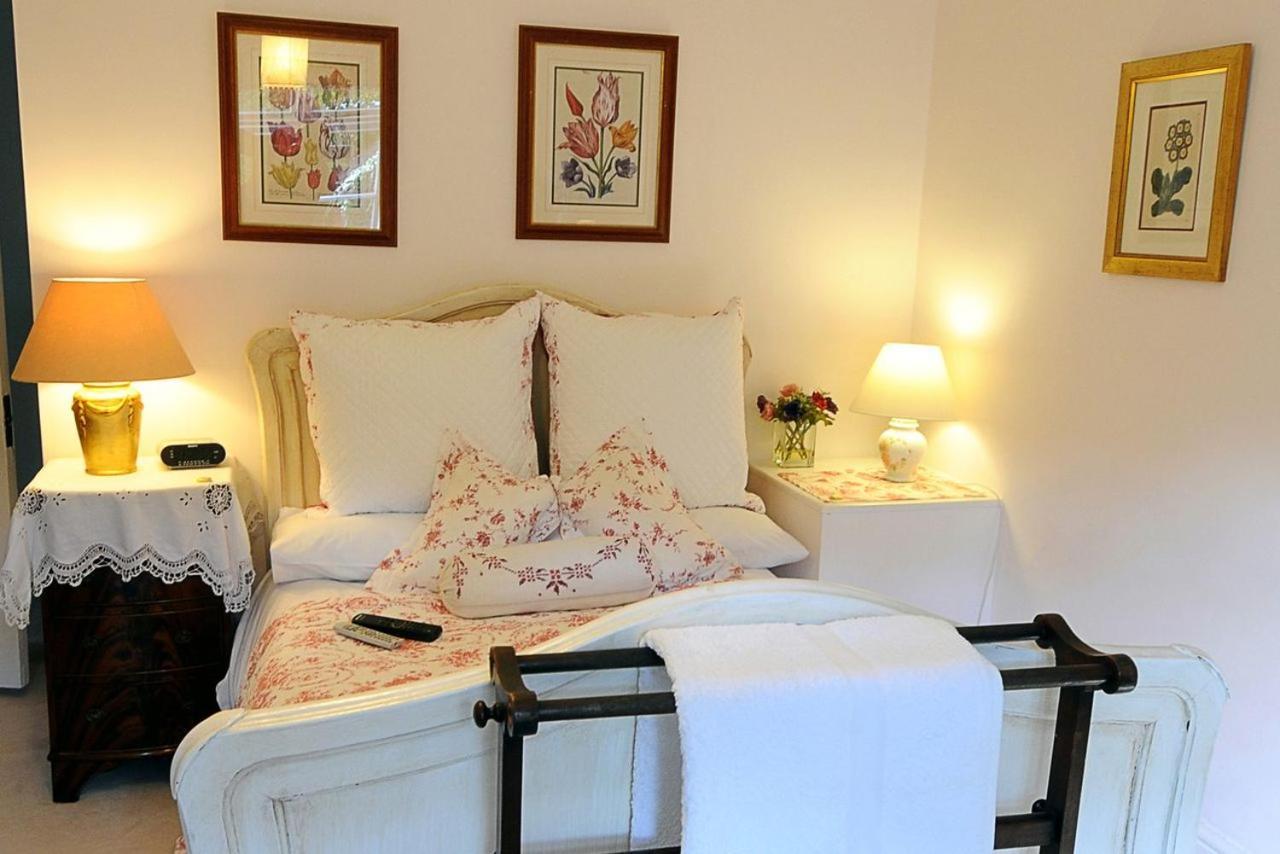 Blackbrook House Holmwood Dış mekan fotoğraf